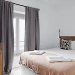 Architectural Gem In Bica Ii Appartement *