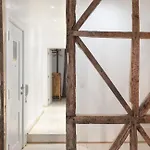 Appartement Architectural Gem In Bica Ii *
