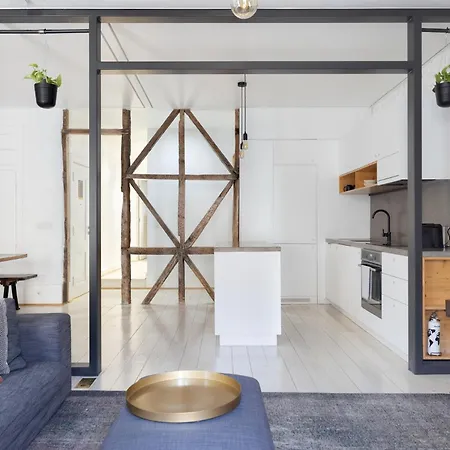 Architectural Gem In Bica Ii Apartment