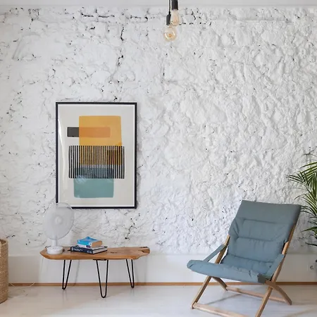 Architectural Gem In Bica Ii Appartement *